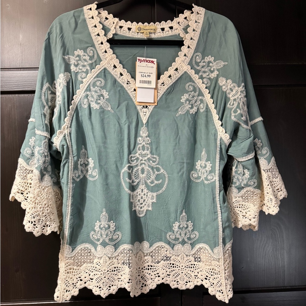 Democracy Green Embroidered 3/4 Bell Sleeve Tunic